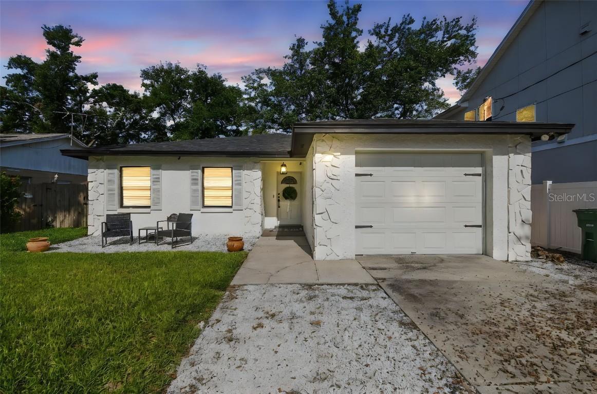 206 N Beverly Ave. #1/2, Tampa, FL 33609