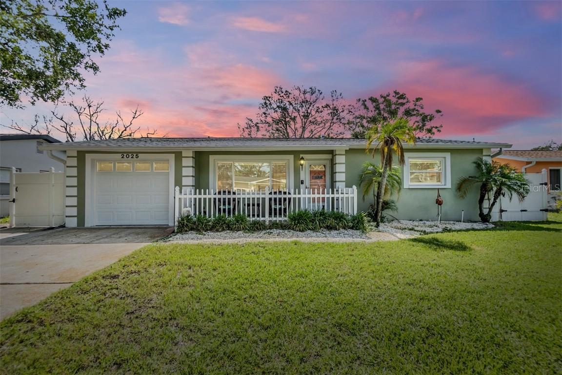 2025 Jefferson Ave., Dunedin, FL 34698