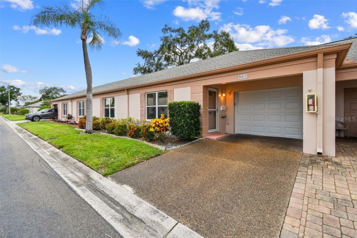 8319 Annwood Rd., Seminole, FL 33777