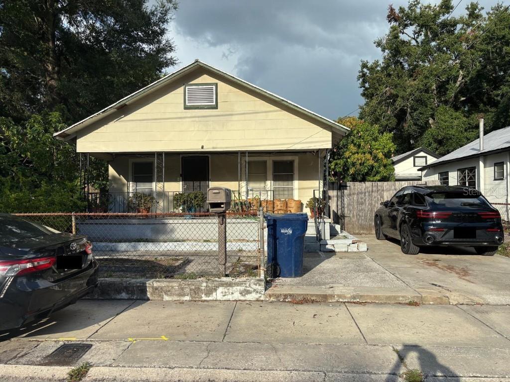 2909 N 11th St., Tampa, FL 33605