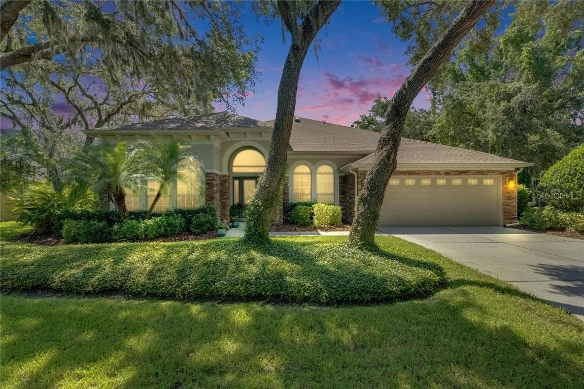 5804 Terncrest Dr., Lithia, FL 33547