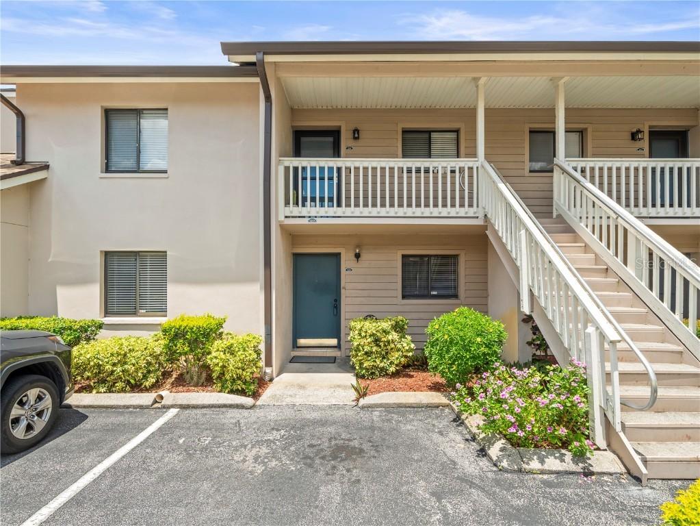 9804 Lombard Ct. #104, Tampa, FL 33618