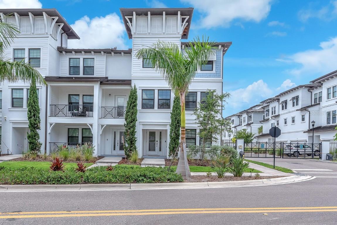 5351 Bridge St. #16, Tampa, FL 33611
