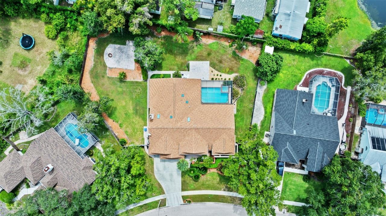 512 Crystal Grove Blvd., Lutz, FL 33548