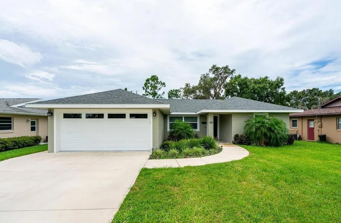 220 Kite Ave., Sebring, FL 33870