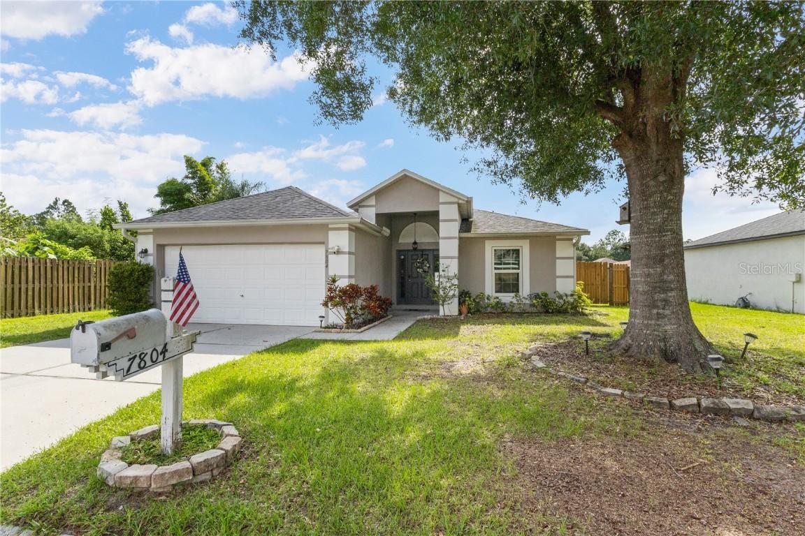 7804 Country Chase Ave., Lakeland, FL 33810