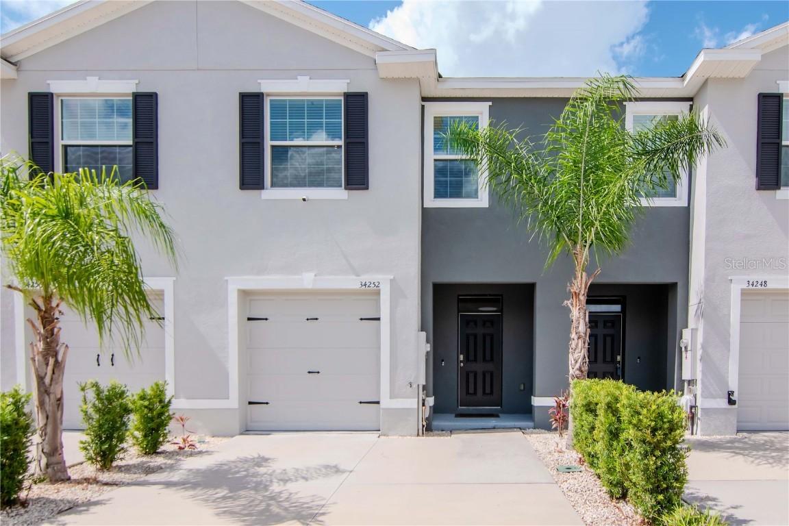 34252 Redwood Dawn Ln., Wesley Chapel, FL 33543
