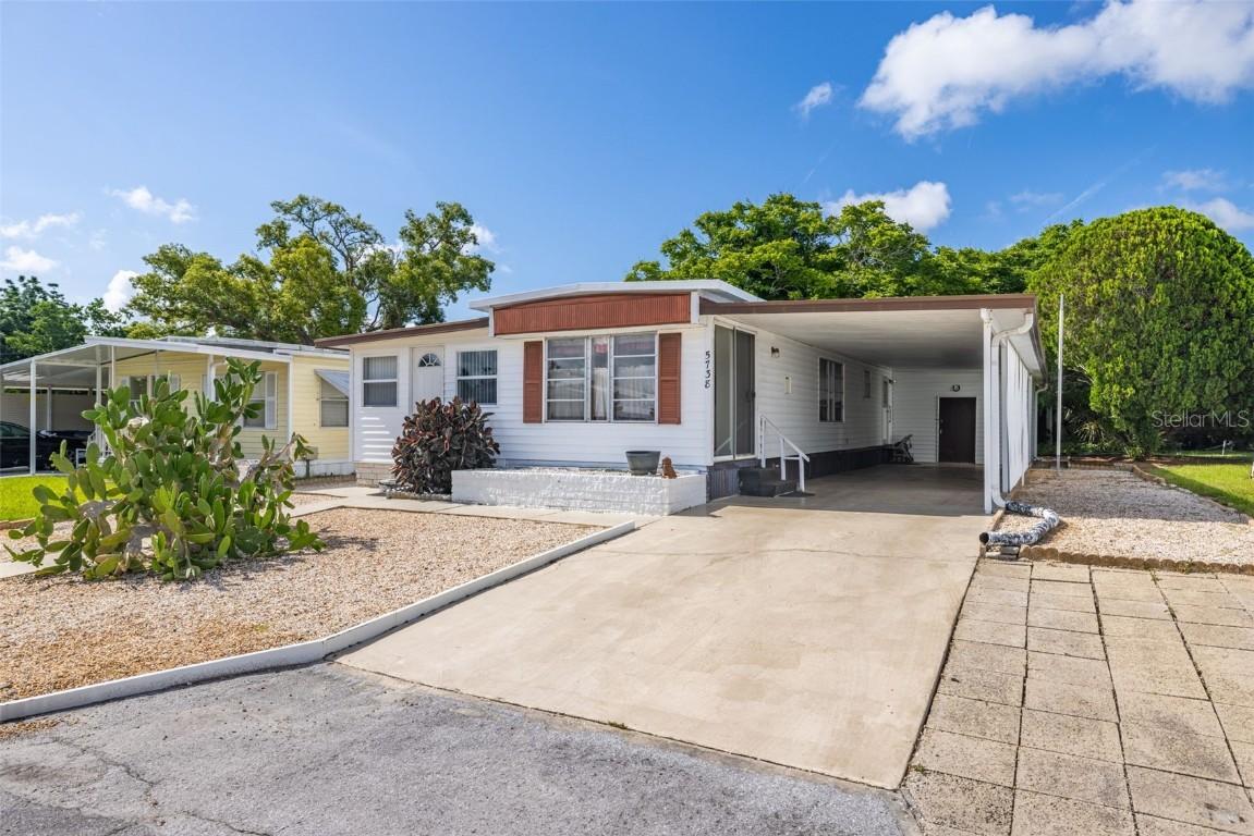 5738 Columbia Dr., New Port Richey, FL 34652
