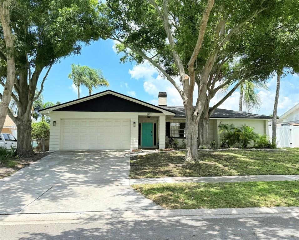 1972 Briarwood St., Dunedin, FL 34698