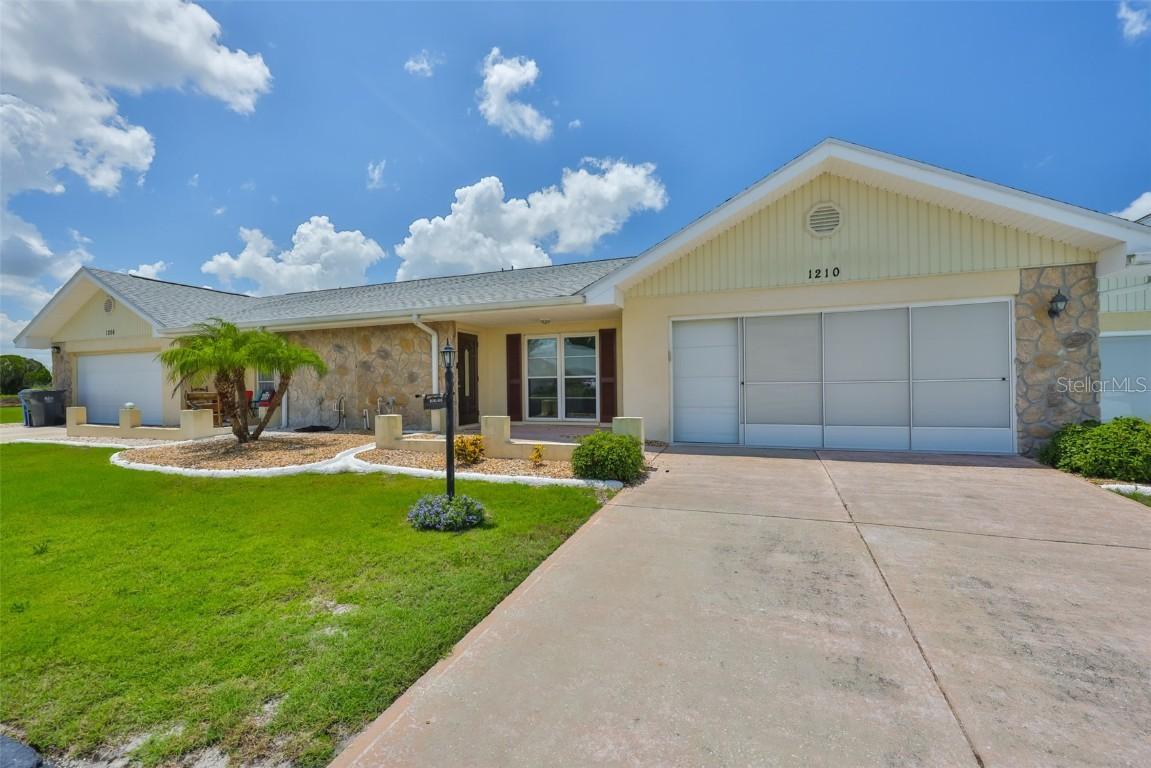 1210 Eastloch Ct., Sun City Center, FL 33573