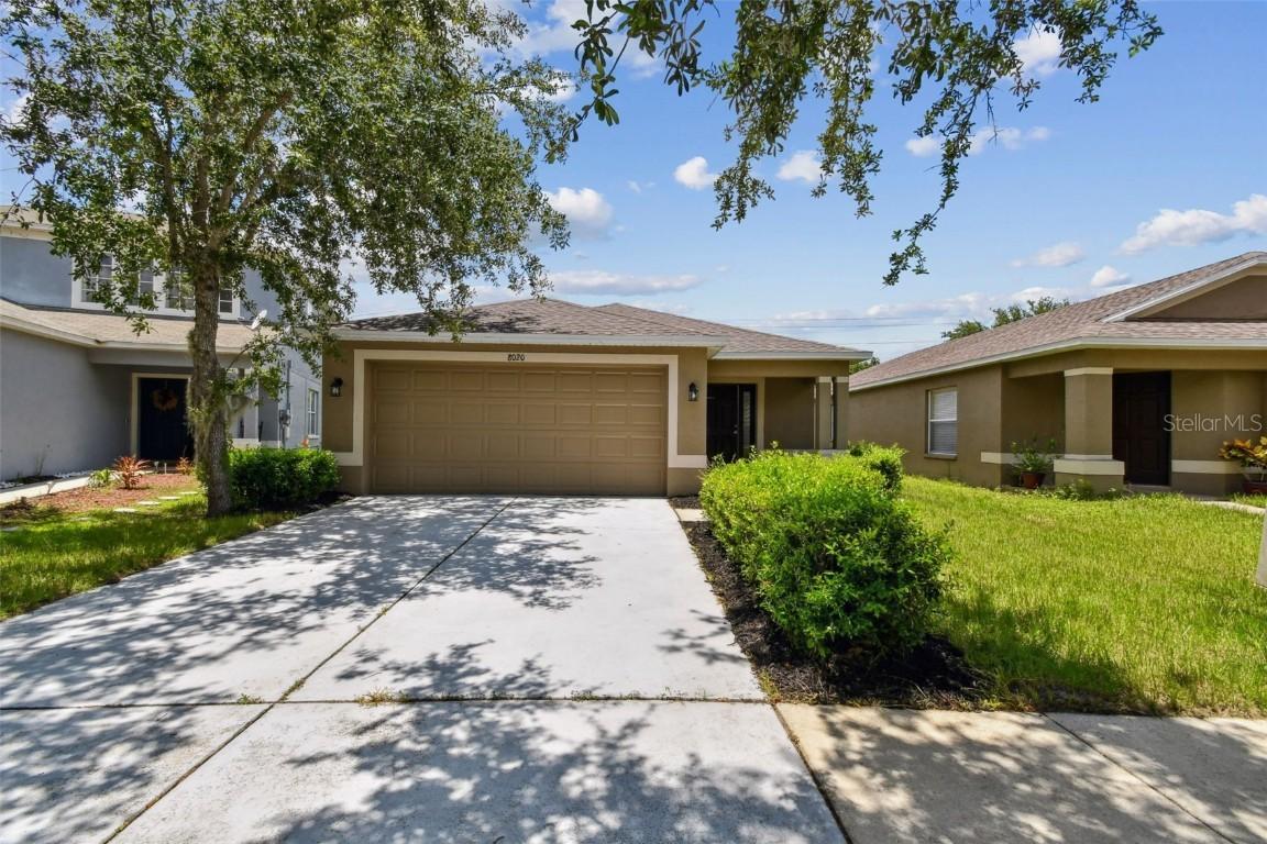 8020 Carriage Pointe Dr., Gibsonton, FL 33534
