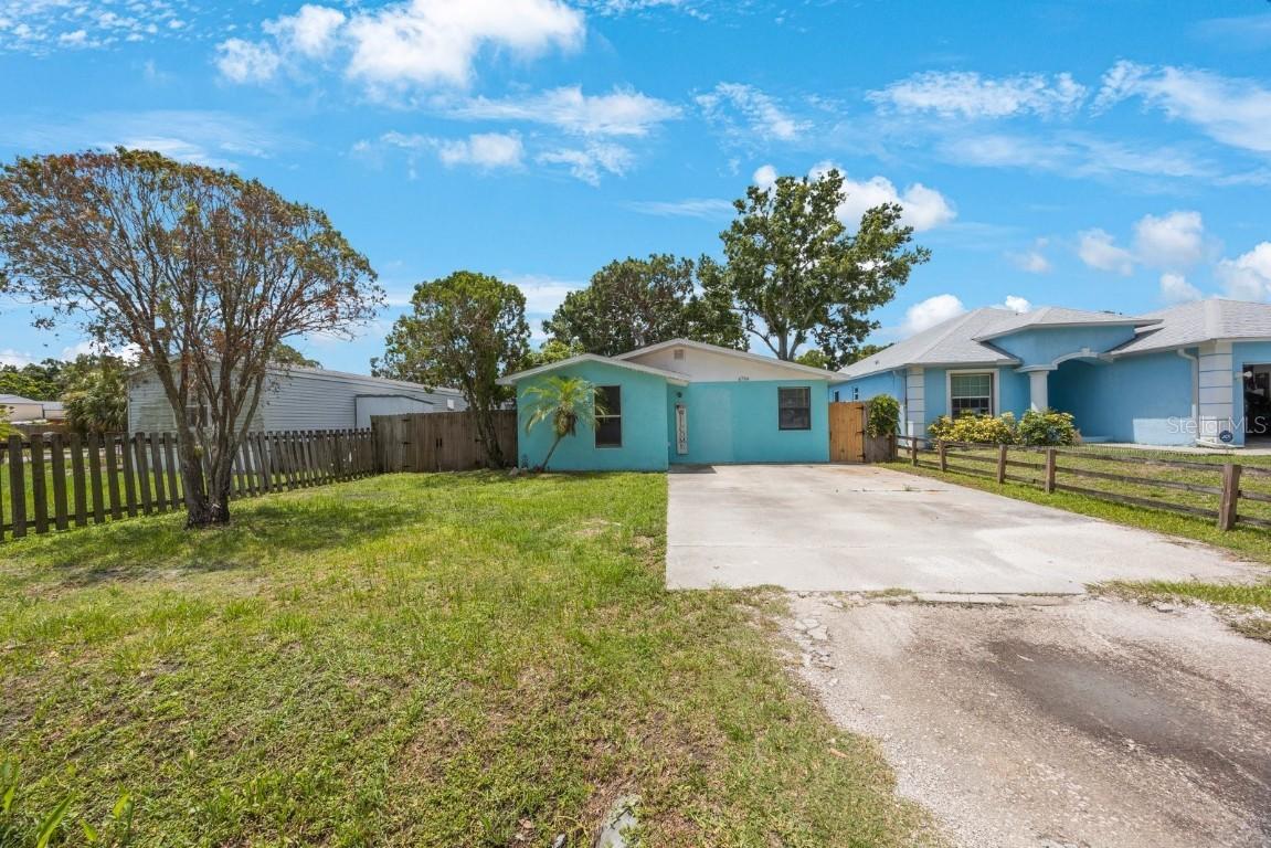 6704 70th Ave., Pinellas Park, FL 33781