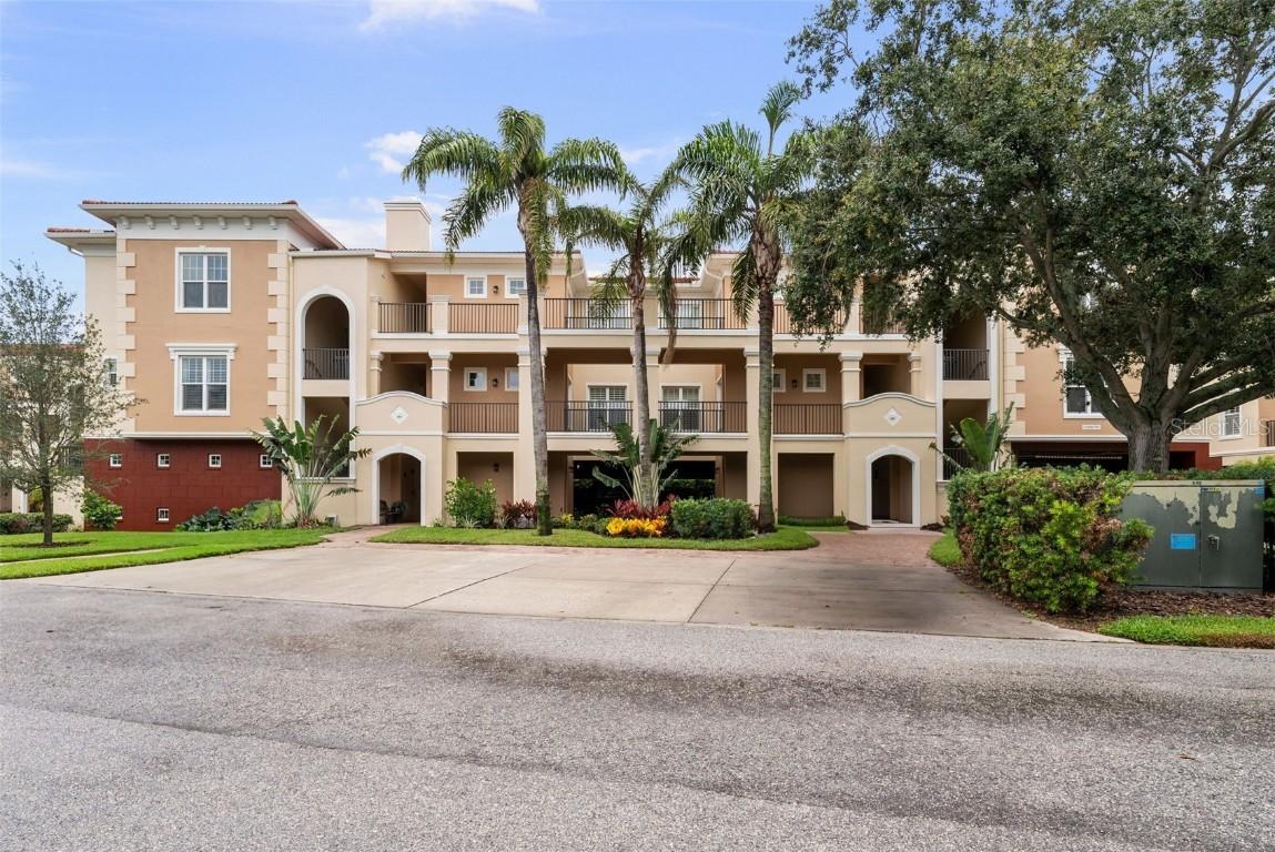 6 Academy Way #221, St Petersburg, FL 33711