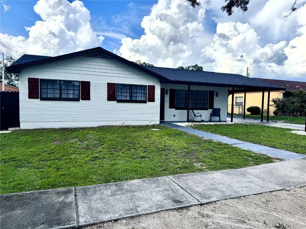2509 Thornbrook Pl., Tampa, FL 33618