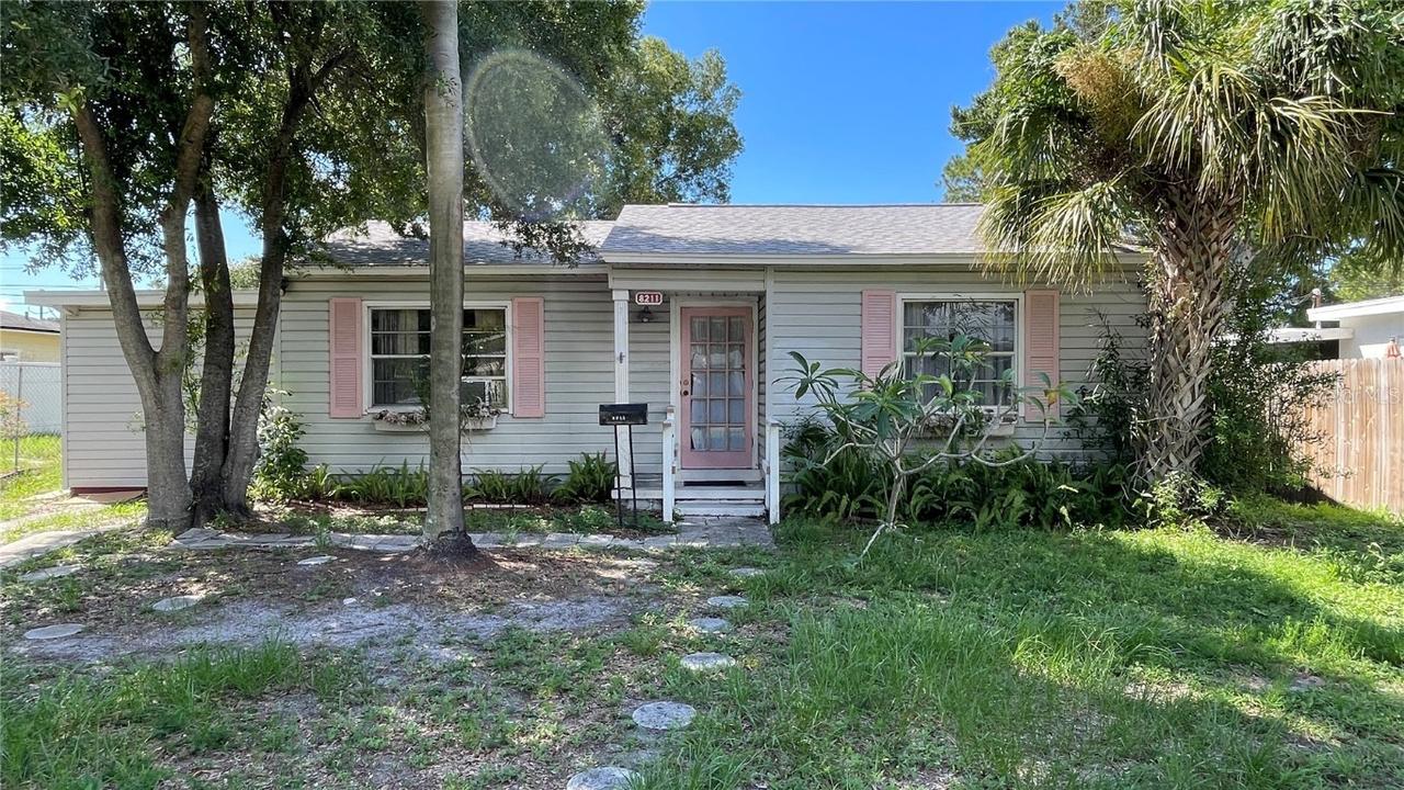 8211 Diagonal Rd., St Petersburg, FL 33702