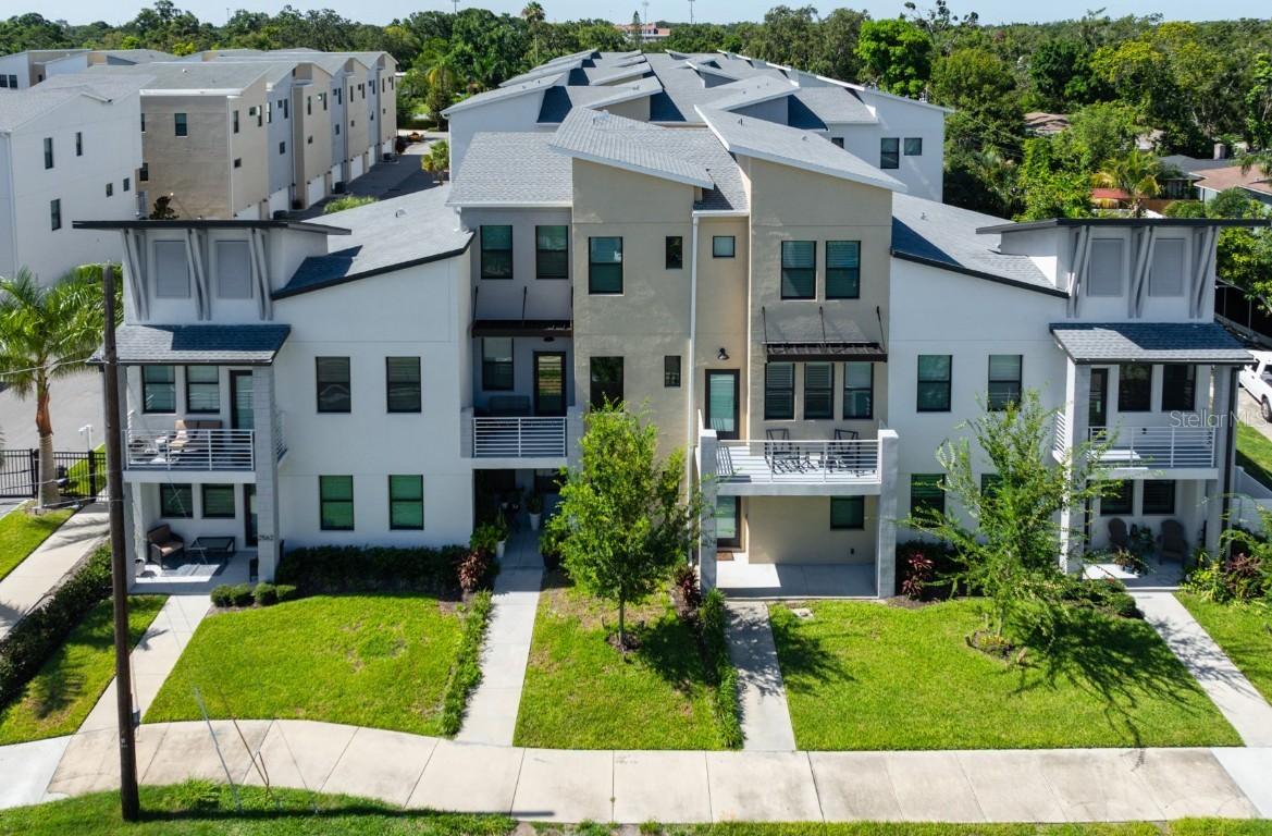 2568 13th Ave., St Petersburg, FL 33713