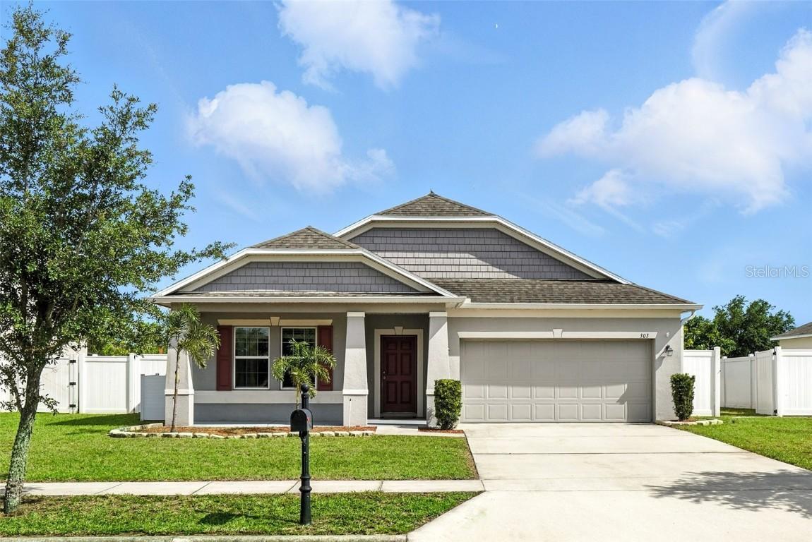 303 Briarbrook Ln., Haines City, FL 33844