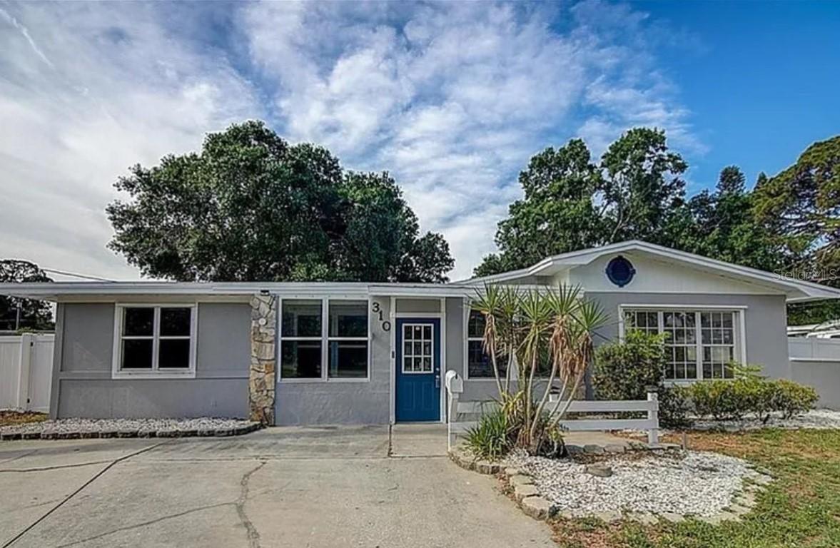 310 4th Ave. Southwest Ave., Ruskin, FL 33570