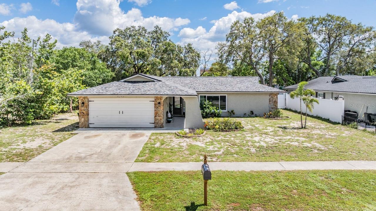 1403 Tallahassee Dr., Tarpon Springs, FL 34689