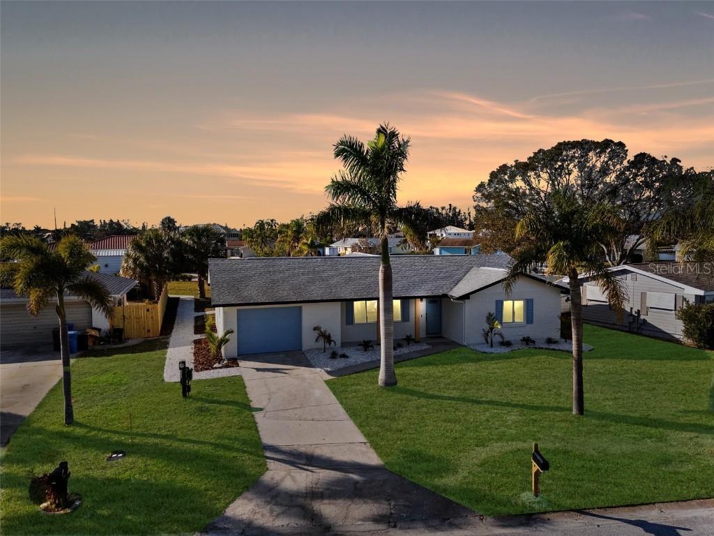 105 12th St., Ruskin, FL 33570