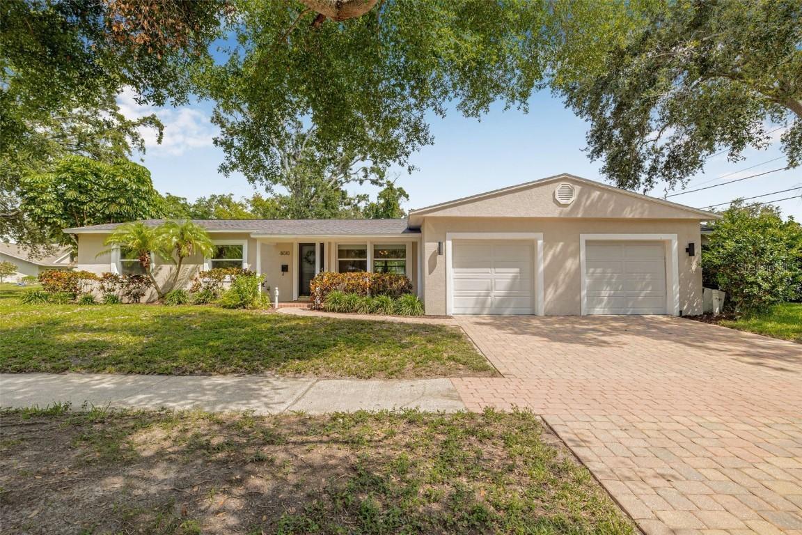 8010 Par Ave., St Petersburg, FL 33710