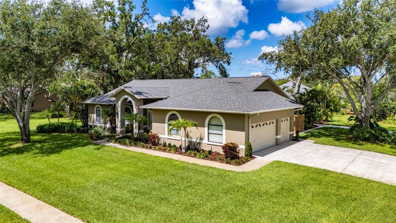 8901 Eagle Watch Dr., Riverview, FL 33578
