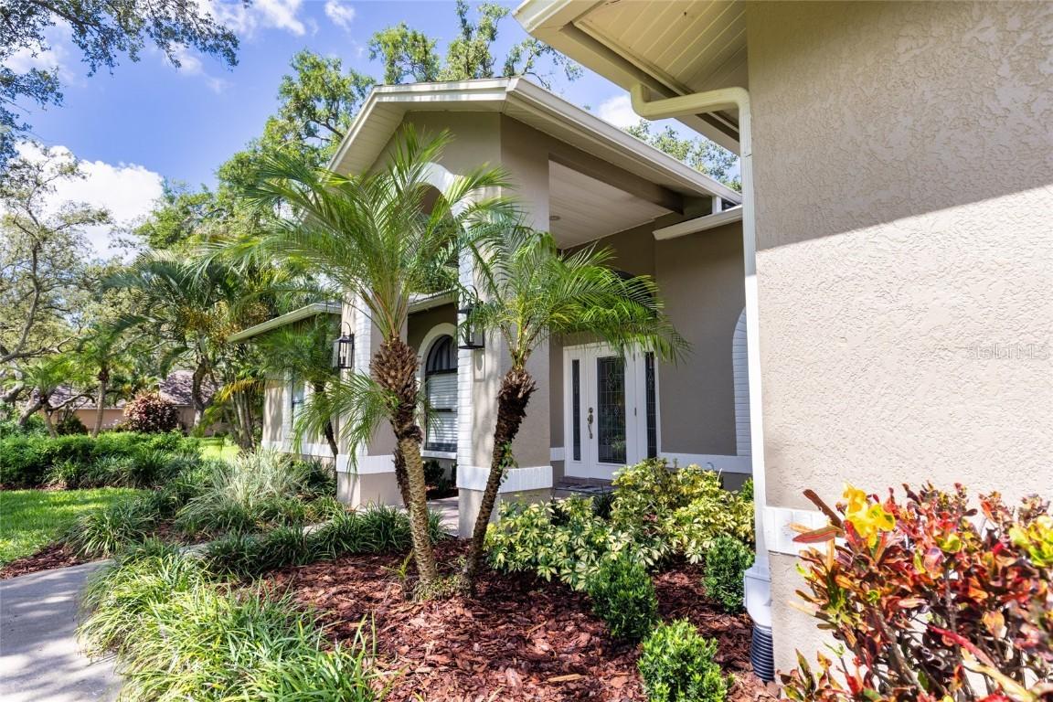 8901 Eagle Watch Dr., Riverview, FL 33578