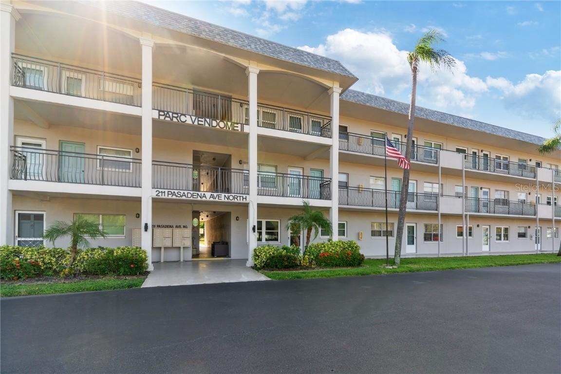 211 Pasadena Ave. #109, St Petersburg, FL 33710