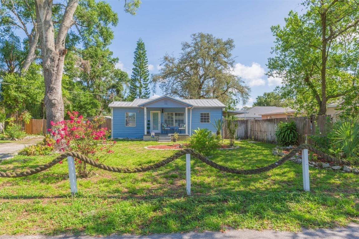 1912 E 97th Ave., Tampa, FL 33612