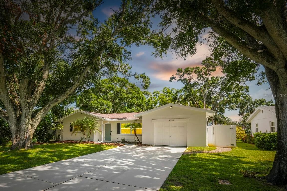 11779 82nd Ter., Seminole, FL 33772