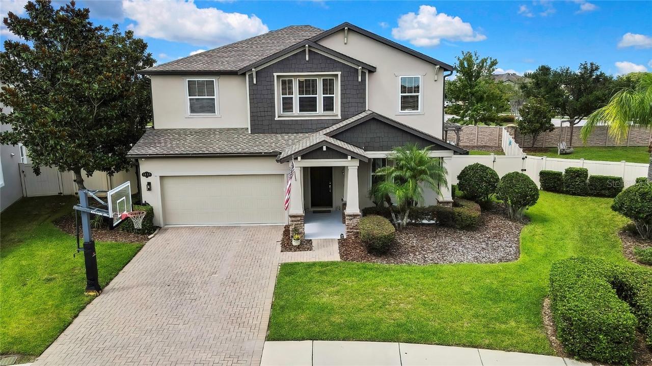 1669 Feather Grass Loop, Lutz, FL 33558