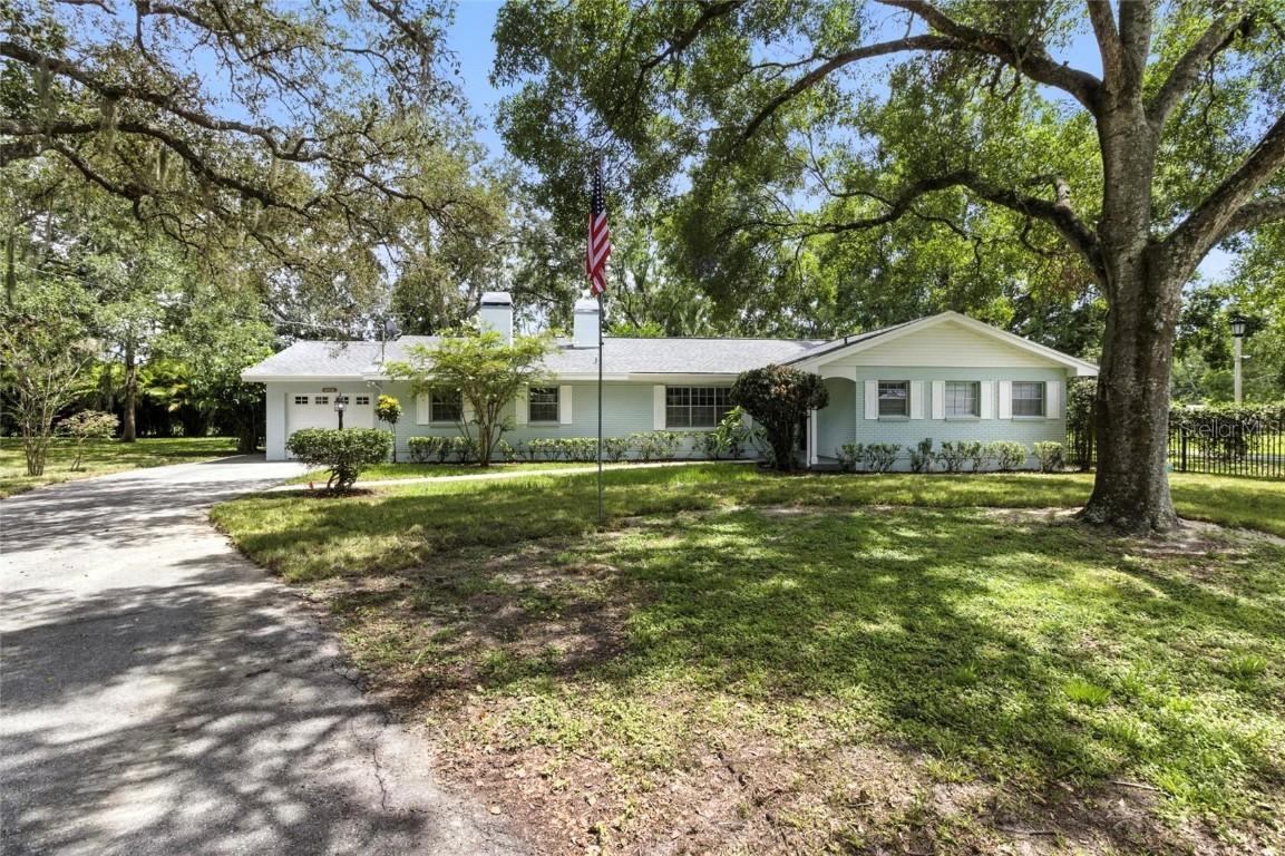 2510 Lake Ellen Dr., Tampa, FL 33618
