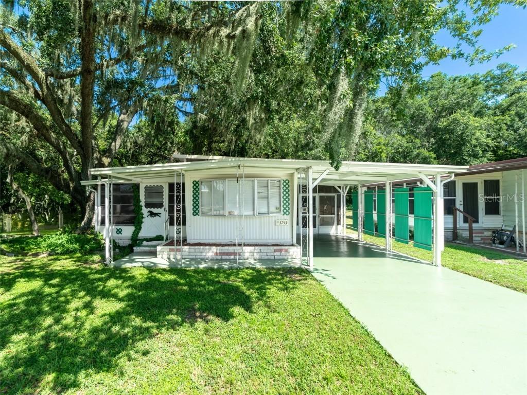 3753 Muller Dr., Zephyrhills, FL 33540