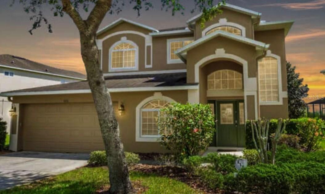 886 Suffolk Pl., Davenport, FL 33896