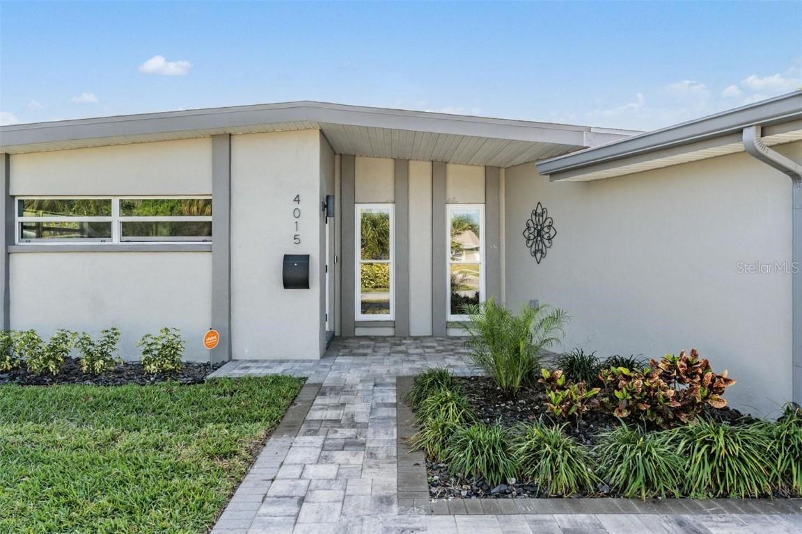 4015 Overlook Dr., St Petersburg, FL 33703