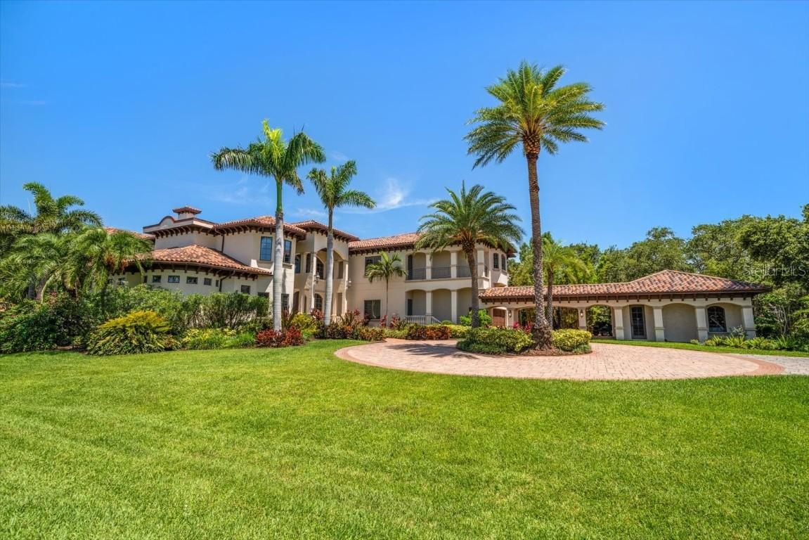 10930 Spring St., Largo, FL 33774