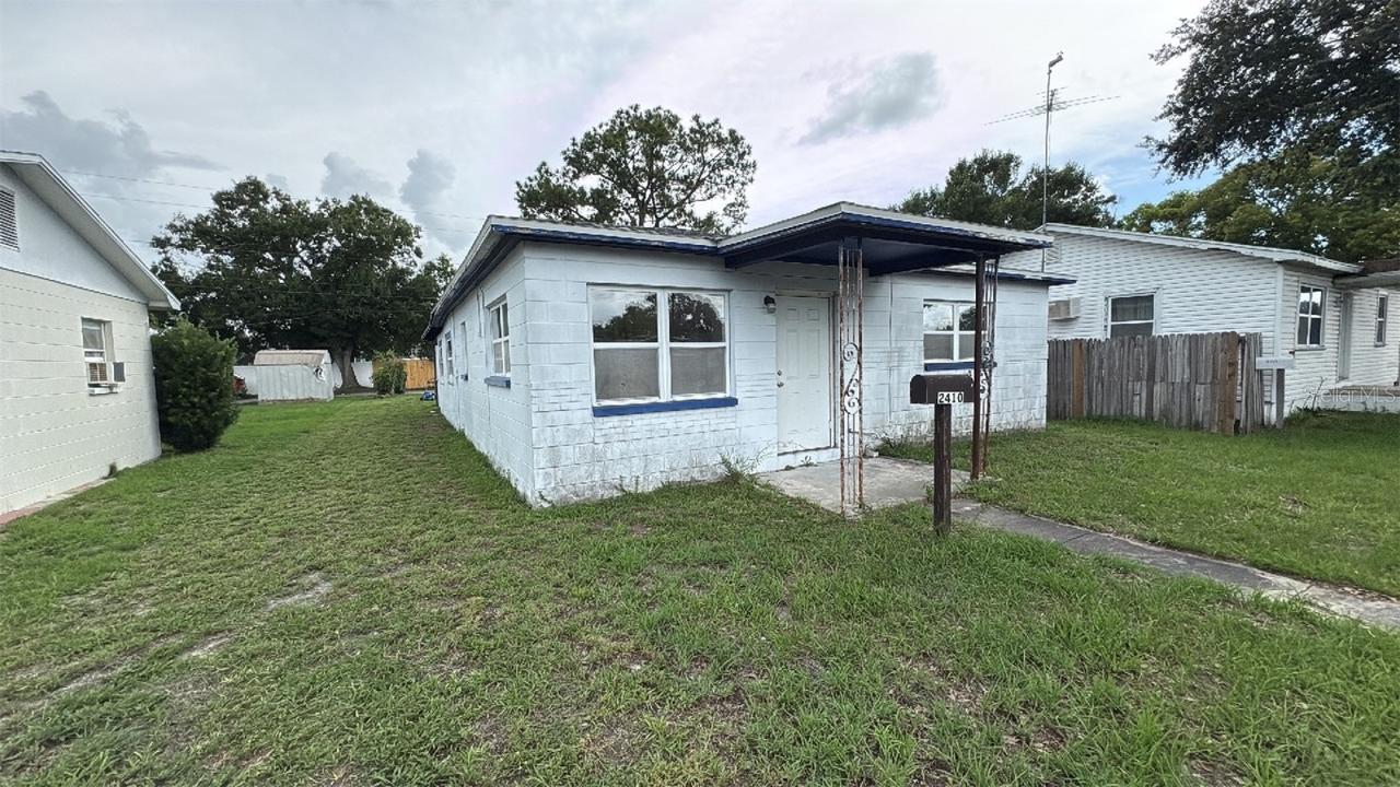 2410 38th Ave., St Petersburg, FL 33713