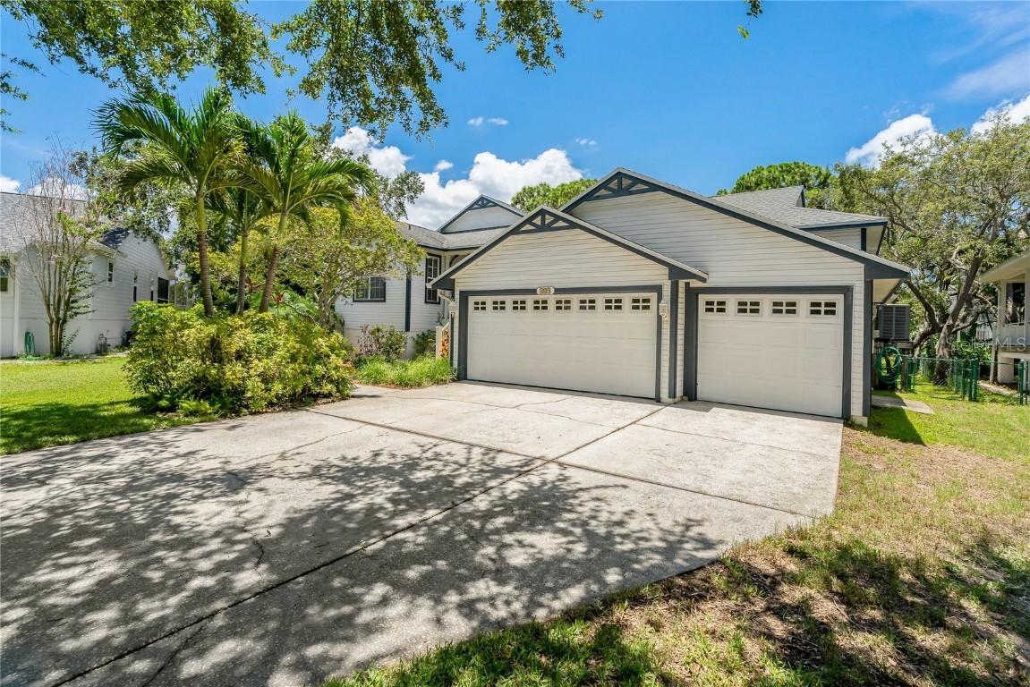 389 Grand Bay Dr., Palm Harbor, FL 34683