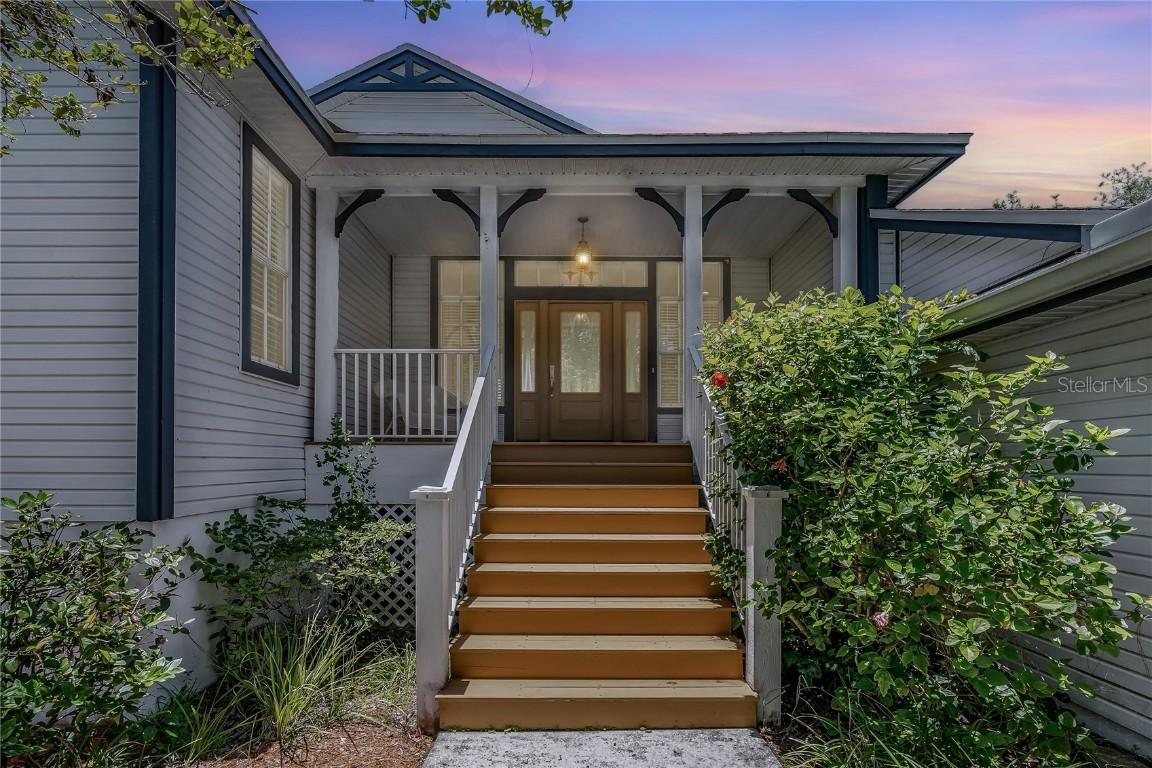 389 Grand Bay Dr., Palm Harbor, FL 34683