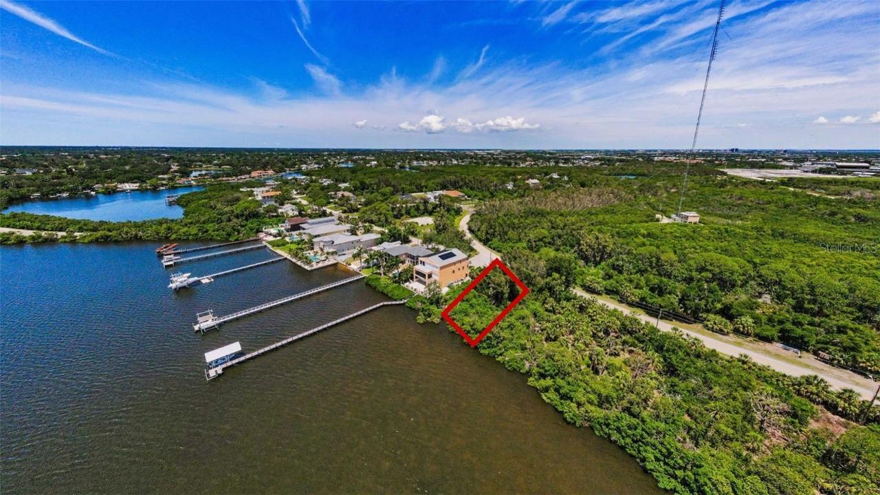 Weedon Dr., St Petersburg, FL 33702