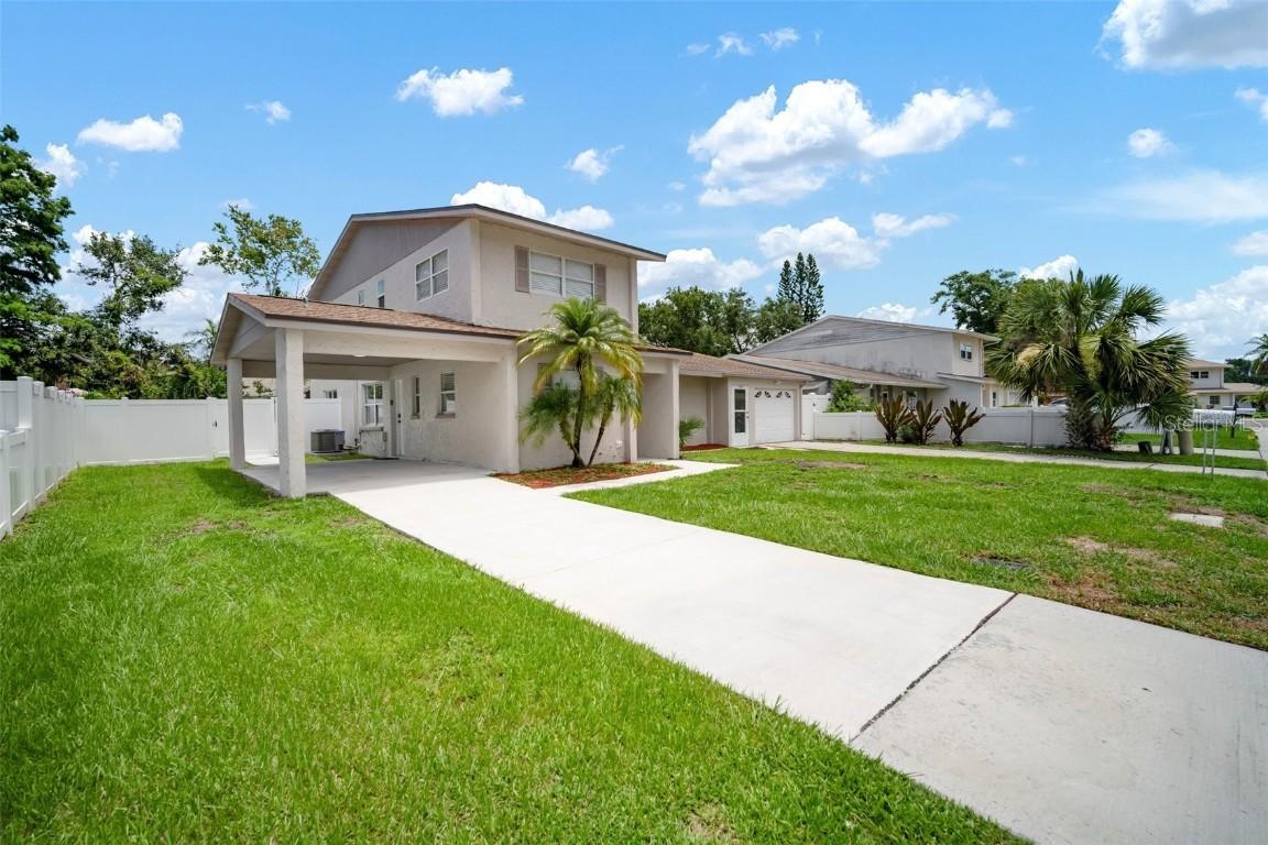 1712 Azalea Ct. #A, Oldsmar, FL 34677