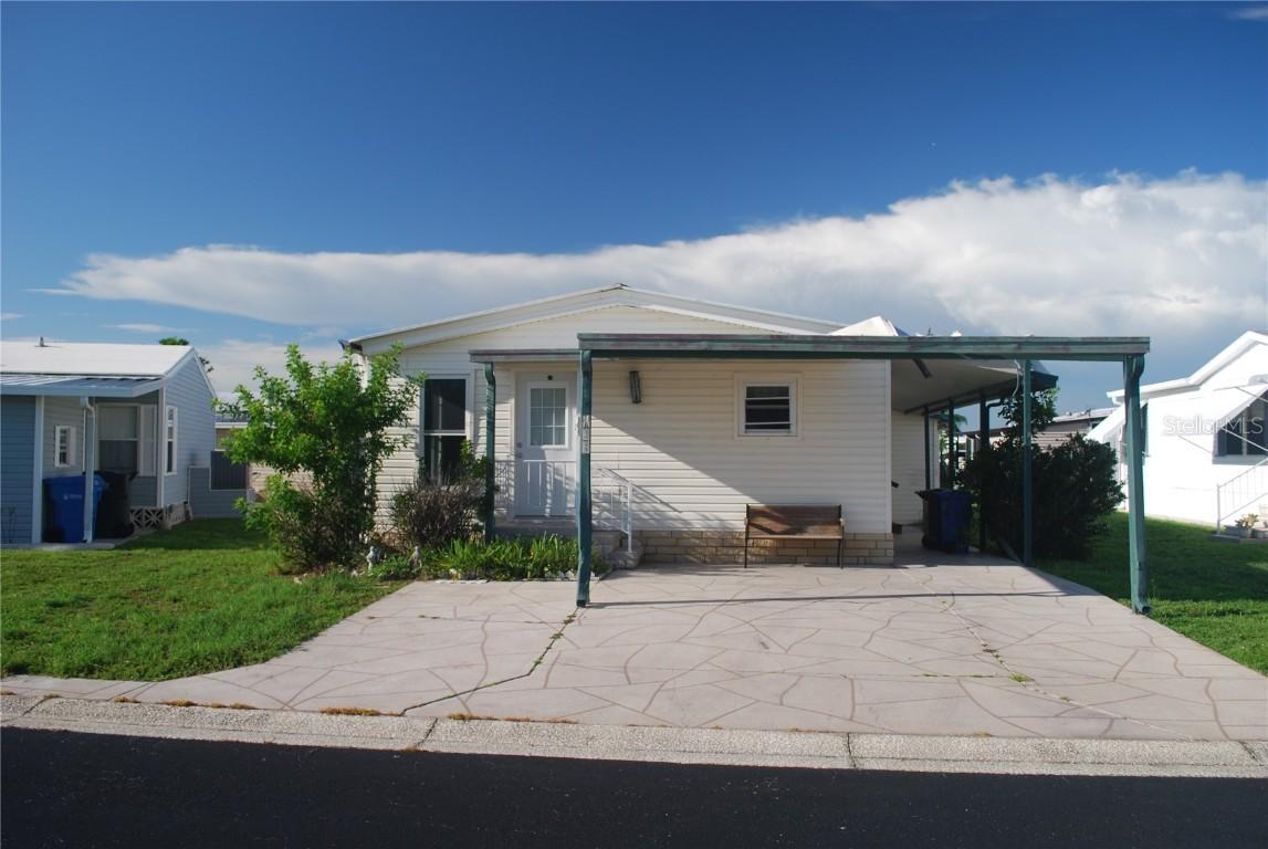 195 N Saint Thomas Cir., Apollo Beach, FL 33572