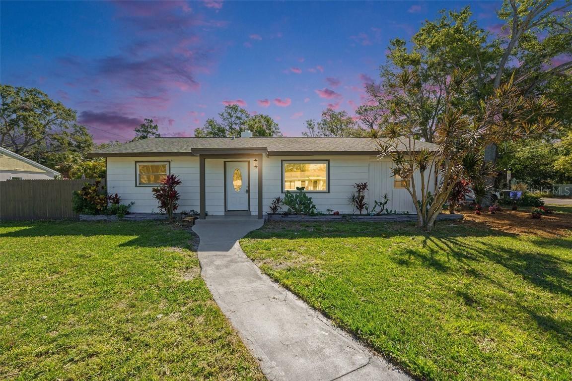 1601 Paloma Ln Ln., Dunedin, FL 34698
