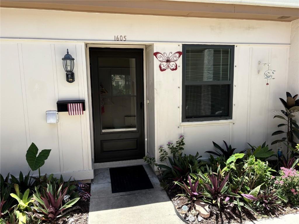 1605 Mission Hills Blvd. #D5, Clearwater, FL 33759