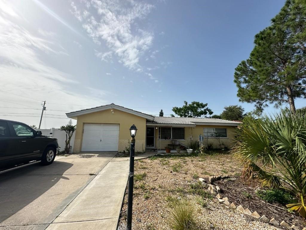 2113 Greenbriar Blvd., Clearwater, FL 33763