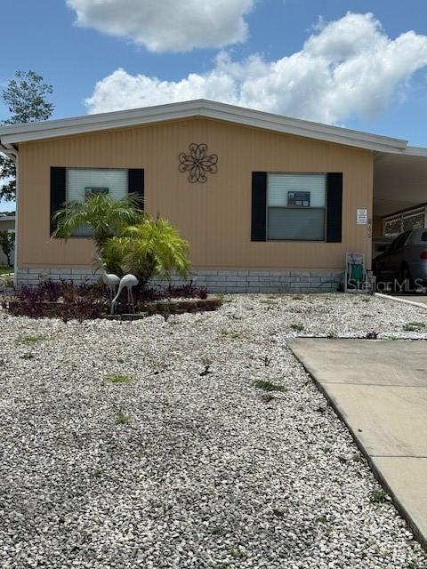 8466 Dickens Ave., Brooksville, FL 34613
