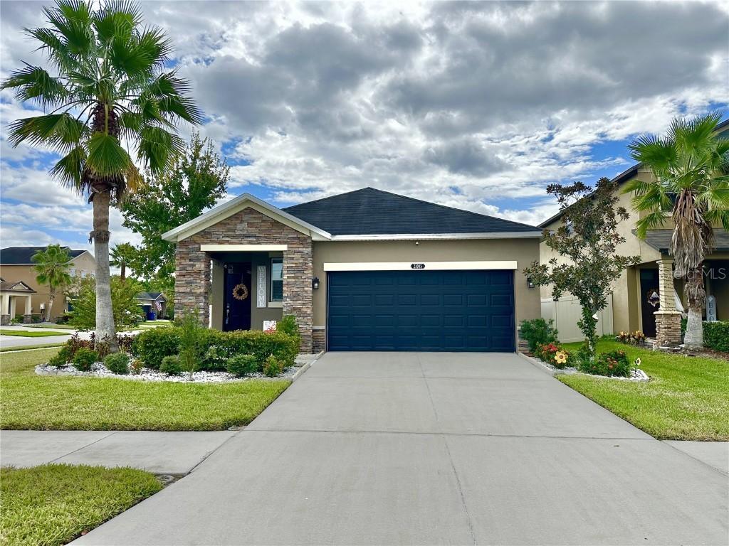 21005 Wistful Yearn Dr., Land O Lakes, FL 34637