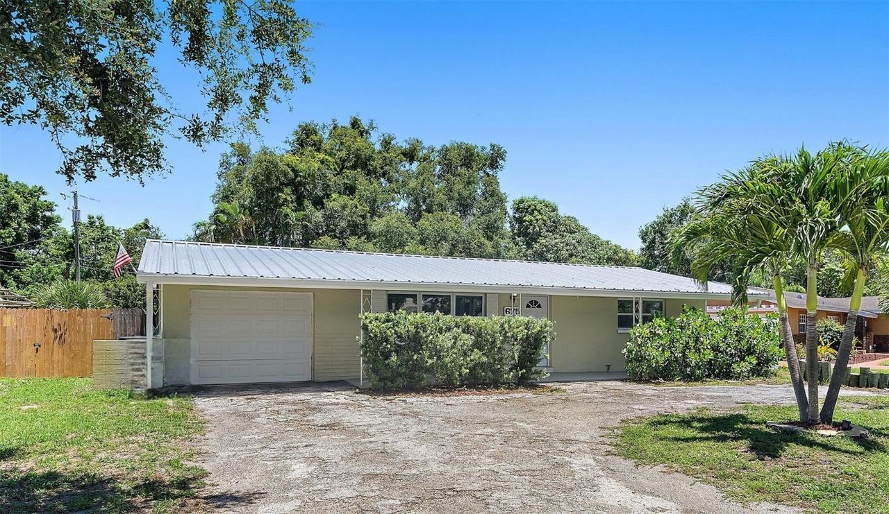 675 69th Ave., St Petersburg, FL 33712