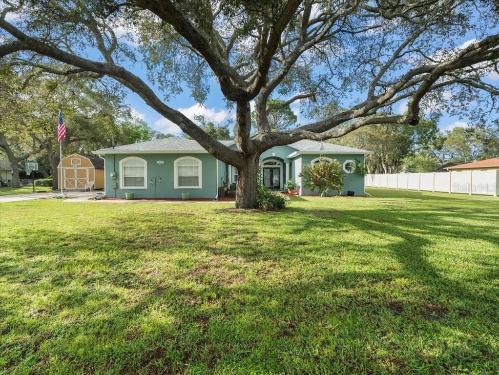 15187 Woodcrest Rd., Brooksville, FL 34604