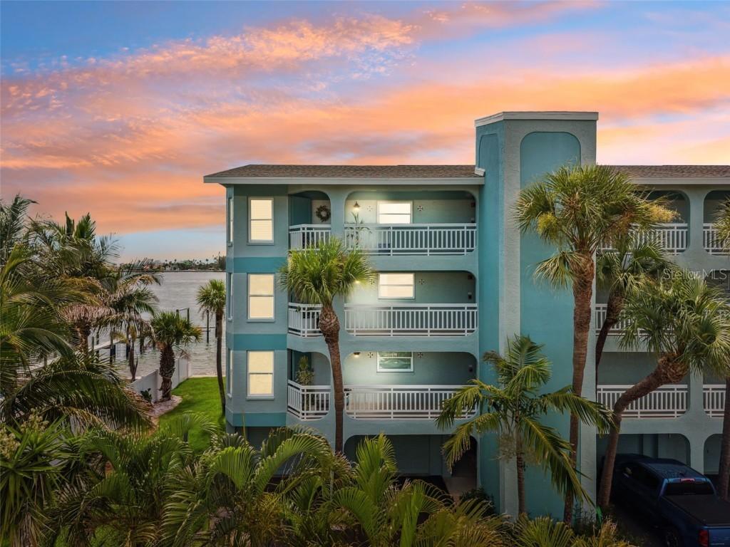 380 8th Ave. #4, Tierra Verde, FL 33715